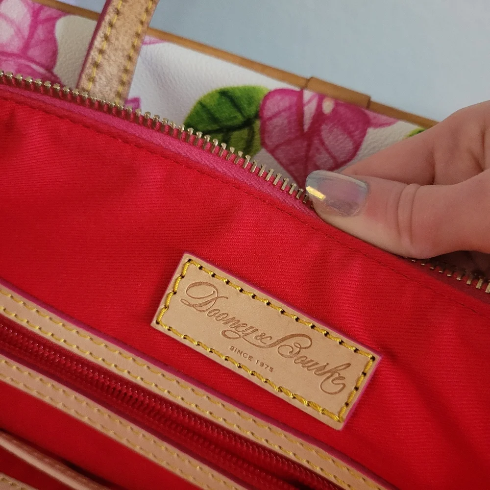 Dooney & Bourke Bougainvillea Zip Top Shopper Tote - Picture 14 of 16